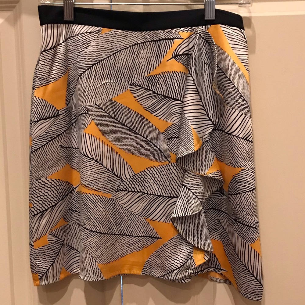 Loft Fern Cascade Leaf Ruffle Skirt Size 4P